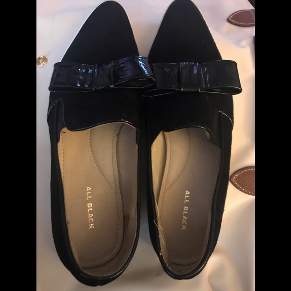 All Black Shoes - Pointy Toe Suede & Patent Leather Flats.